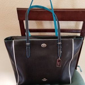 SOLD!!!! Coach Edgestain Turnlock Tote